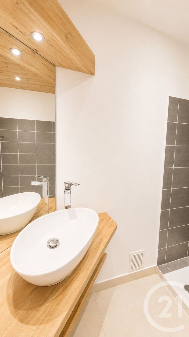Appartement T4 &agrave; vendre - 5 pi&egrave;ces - 120 m2 - Chambery - 73 - RHONE-ALPES